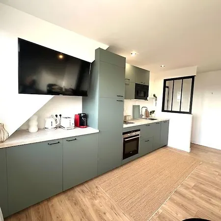 L Emeraude Апартаменты *